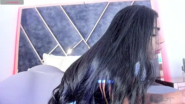 SusanaHenao online show from 04-30-26, 05:19