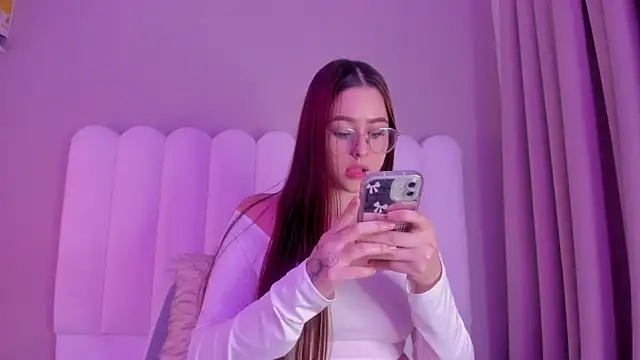 Snapshot of sakura_Gomez chatting on 09-12-25, 02:44 sakura Gomez online show from 09-12-25, 02:44