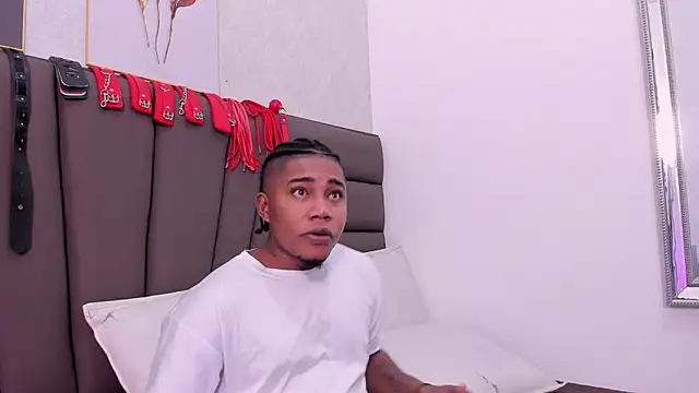 Snapshot of Duo69Sexual chatting on 11-22-25, 07:35 Duo69Sexual online show from 11-22-25, 07:35