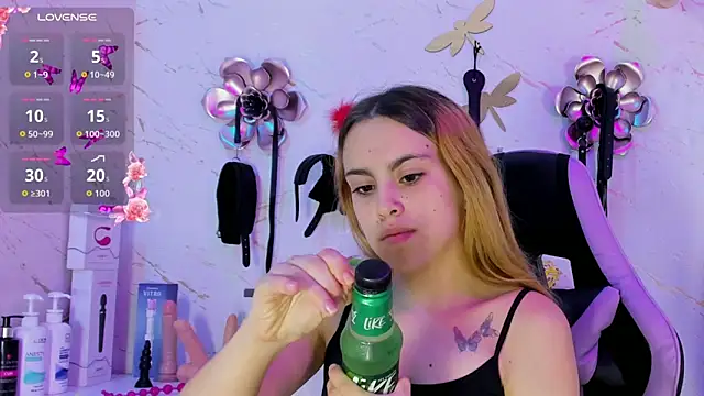 Natasha-Adams online show from 04-28-26, 09:31