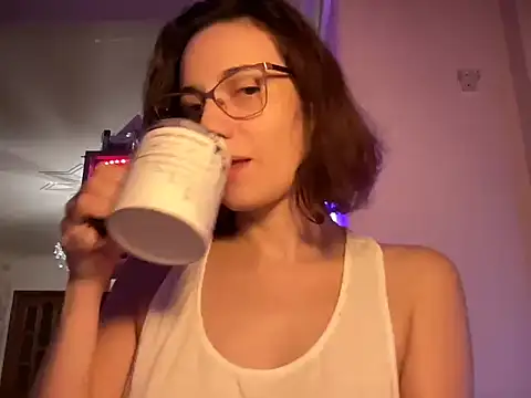 Tomiriss online show from 09-11-25, 11:27