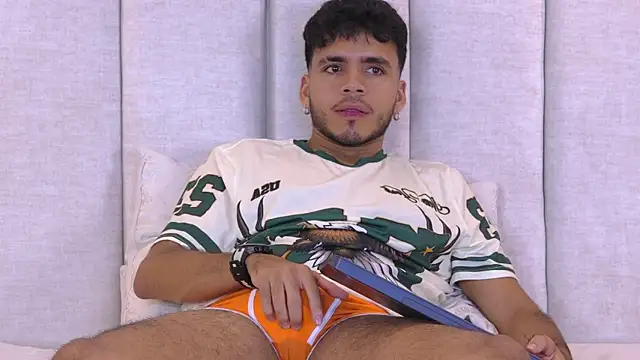 AlexanderJordan online show from 11-16-25, 06:41