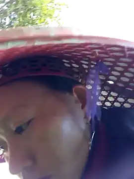 tcm-cute online show from 10-27-25, 01:20