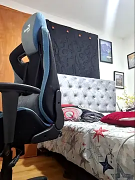 Snapshot of Michael_Lopez_1 chatting on 11-07-25, 11:05 Michael Lopez 1 online show from 11-07-25, 11:05