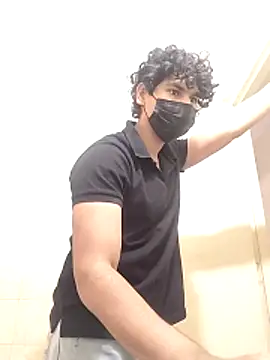 Snapshot of Goodmens5 chatting on 10-14-25, 09:21 Goodmens5 online show from 10-14-25, 09:21