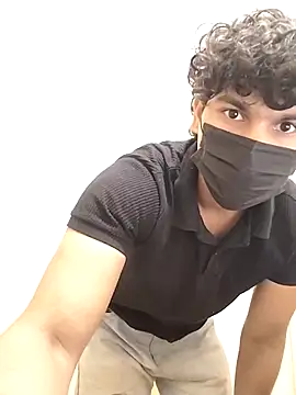 Snapshot of Goodmens5 chatting on 11-10-25, 11:53 Goodmens5 online show from 11-10-25, 11:53