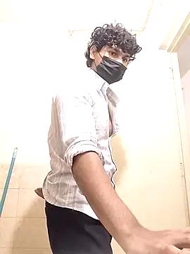 Snapshot of Goodmens5 chatting on 11-13-25, 12:48 Goodmens5 online show from 11-13-25, 12:48