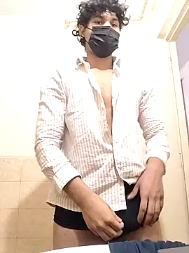 Snapshot of Goodmens5 chatting on 03-21-26, 12:54 Goodmens5 online show from 03-21-26, 12:54