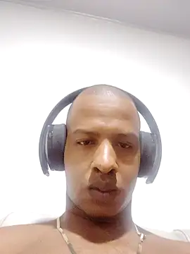 Snapshot of Perropa chatting on 03-11-26, 01:11 Perropa online show from 03-11-26, 01:11