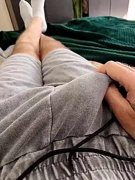 Michael9134 online show from 04-30-26, 07:14