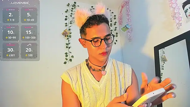 Snapshot of cute_sammy_1 chatting on 09-26-25, 11:58 cute sammy 1 online show from 09-26-25, 11:58
