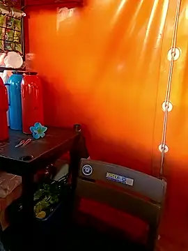 Sol Sunny online show from 04-25-26, 09:23