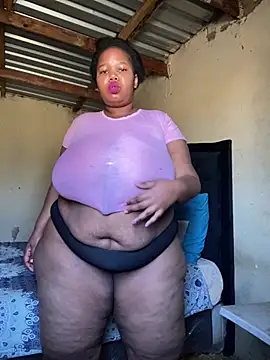 Curvycandy95 online show from 07-18-26, 09:24