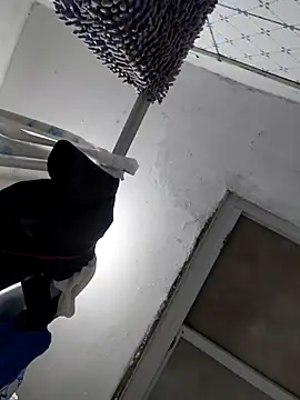 Exotic19cm online show from 10-19-25, 12:11