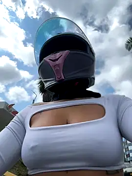 AlannaEvons online show from 11-07-25, 07:03