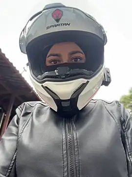 AlannaEvons online show from 04-29-26, 04:00