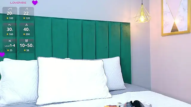 Ashley Evans22 online show from 04-24-26, 08:22