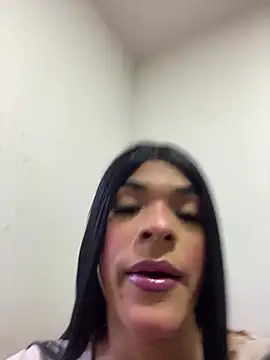 Amira Ember online show from 07-14-26, 07:02