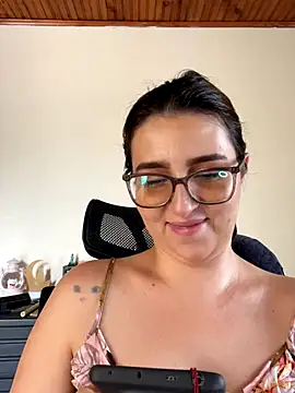 CoraVibes online show from 09-20-25, 07:26