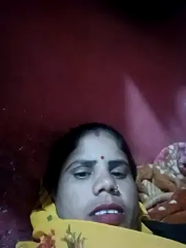 Snapshot of Nehaja33e chatting on 11-11-25, 05:18 Nehaja33e online show from 11-11-25, 05:18