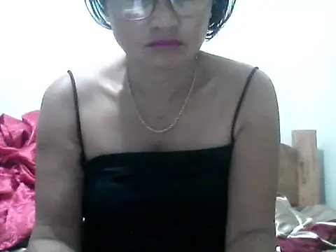 nathalie0045 online show from 06-13-26, 09:24