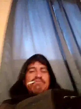 Snapshot of Arce92 chatting on 06-22-26, 01:08 Arce92 online show from 06-22-26, 01:08