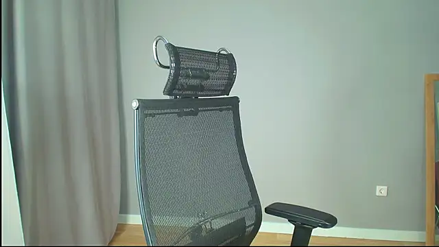 LeksaLove online show from 04-27-26, 06:50
