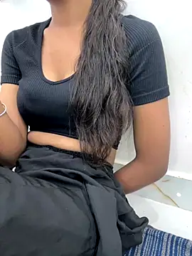 Snapshot of cute_parii_ chatting on 09-13-25, 01:33 cute parii online show from 09-13-25, 01:33