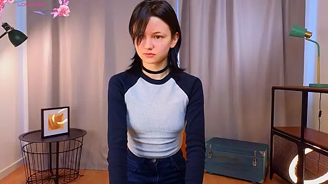 PamilaGrassle online show from 09-13-25, 04:12