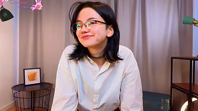 PamilaGrassle online show from 09-21-25, 04:03