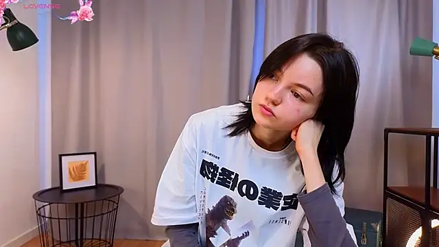 PamilaGrassle online show from 09-24-25, 04:05