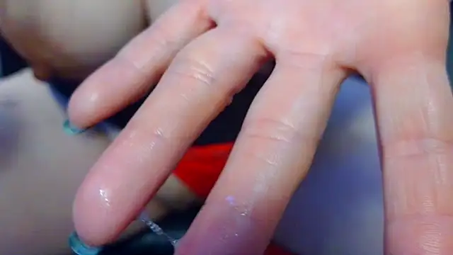 Snapshot of sharoldfox19 chatting on 02-14-26, 01:52 sharoldfox19 online show from 02-14-26, 01:52