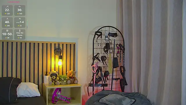 emma morales  online show from 04-09-26, 01:16