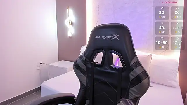 emily tolson online show from 12-19-25, 12:12