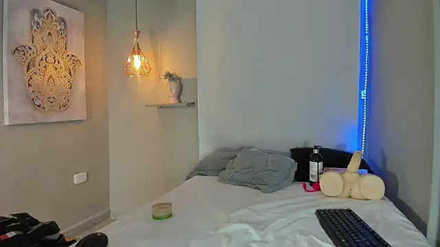 Mia Duarte1 online show from 06-30-26, 01:01