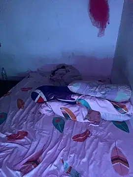 Jrivera22 online show from 11-29-25, 05:43