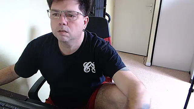 blueandwhite1 online show from 02-01-26, 10:58