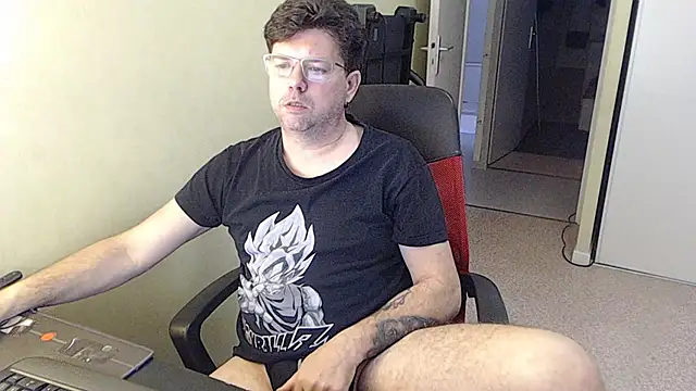 blueandwhite1 online show from 02-14-26, 09:39