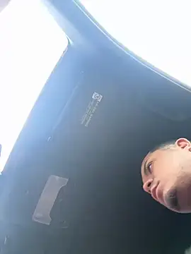 YadielPublic online show from 03-04-26, 05:41