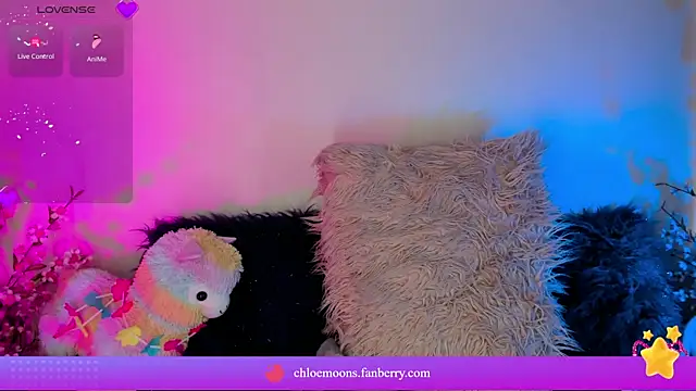 Snapshot of _chloe_moons_ chatting on 09-22-25, 08:00 chloe moons online show from 09-22-25, 08:00