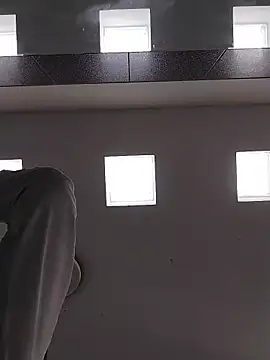 danigarci2307 online show from 11-22-25, 09:14