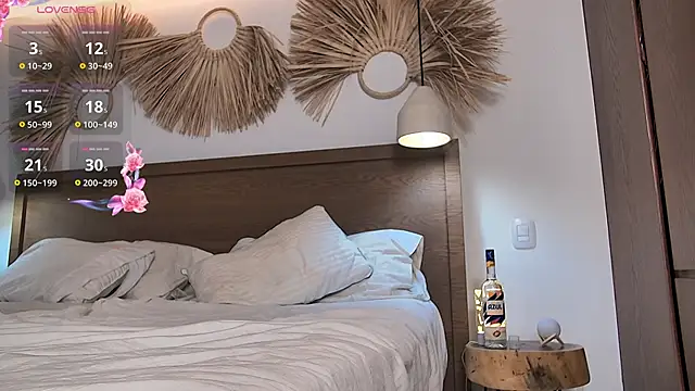 Snapshot of LunarAngel_ chatting on 02-04-26, 09:09 LunarAngel online show from 02-04-26, 09:09