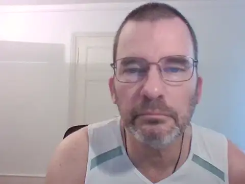 Snapshot of stallionrider88 chatting on 10-25-25, 12:13 stallionrider88 online show from 10-25-25, 12:13