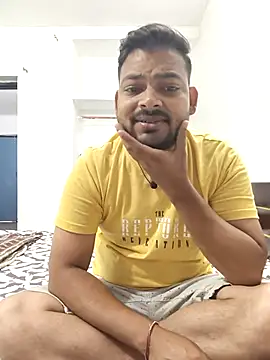 Snapshot of xyz-indian chatting on 10-12-25, 07:51 xyz-indian online show from 10-12-25, 07:51