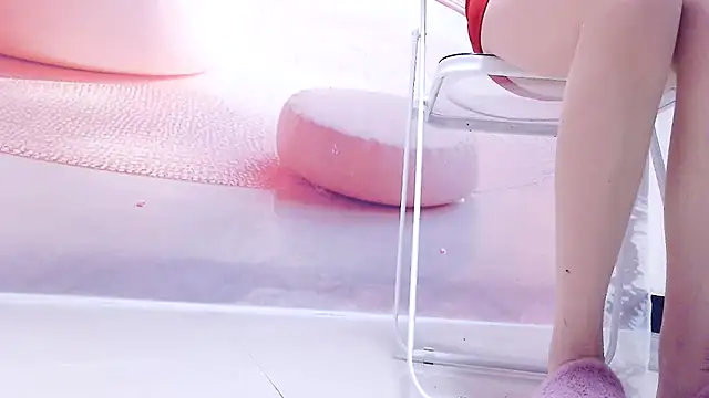 Snapshot of Tianxin6 chatting on 01-12-26, 12:05 Tianxin6 online show from 01-12-26, 12:05