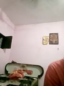 Hot tin74 online show from 09-26-25, 05:39