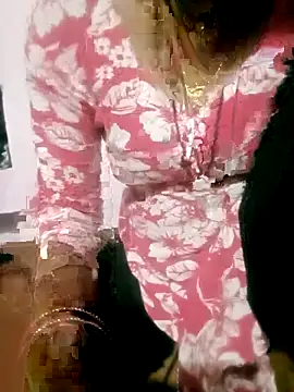 Snapshot of Hot_tin74 chatting on 02-09-26, 04:33 Hot tin74 online show from 02-09-26, 04:33