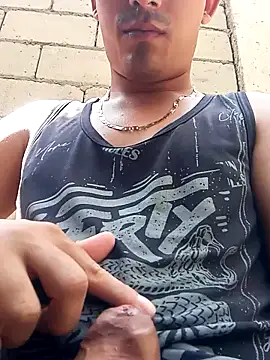 Snapshot of voyeur_mark16 chatting on 03-31-26, 02:39 voyeur mark16 online show from 03-31-26, 02:39