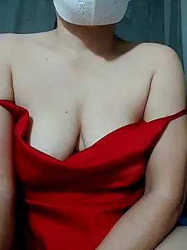 Snapshot of YuchengLy chatting on 09-10-25, 09:15 YuchengLy online show from 09-10-25, 09:15