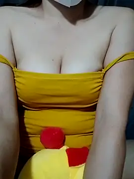 Snapshot of YuchengLy chatting on 09-24-25, 02:20 YuchengLy online show from 09-24-25, 02:20